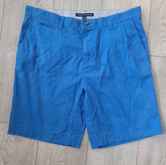 Tommy Hilfiger Shorts - Picture 1 of 3